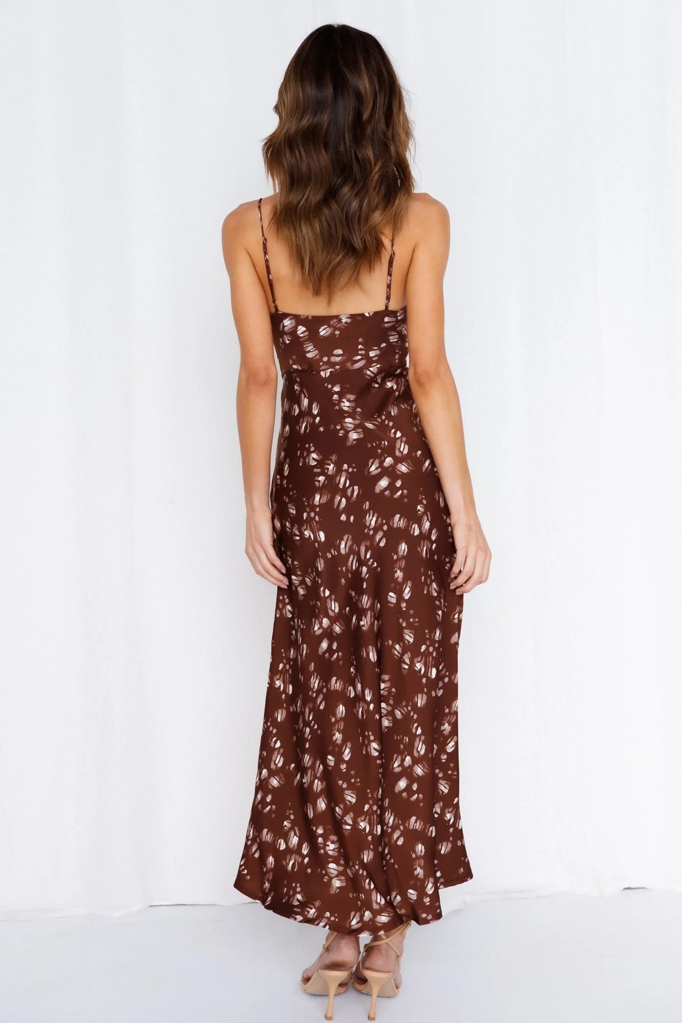 Gimme Whiplash Midi Dress Brown