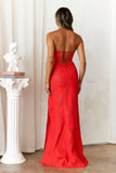 Amazing The Crowd Maxi Dress Red