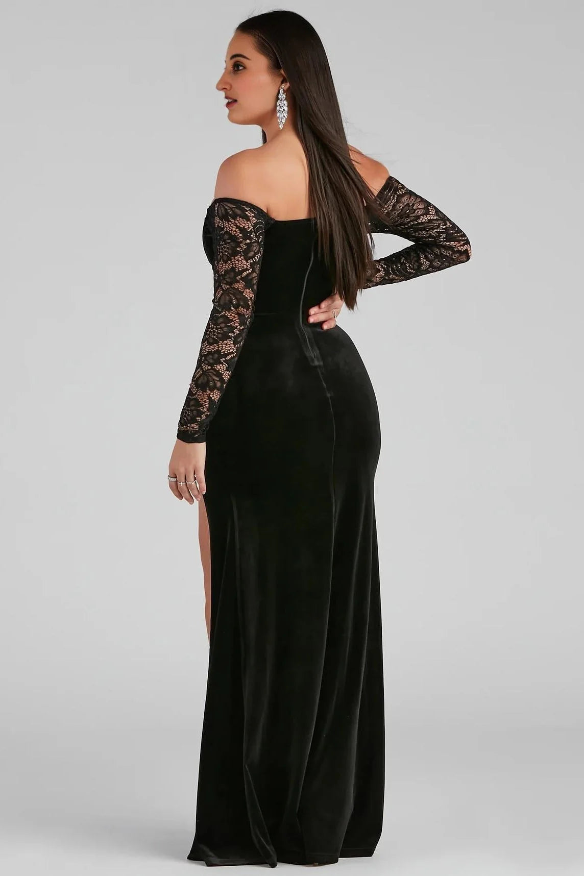 Larsa Formal Velvet And Lace Mermaid Dress